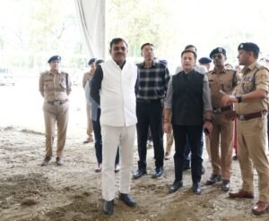 पीएम मोदी के उत्तराखण्ड दौरे की तैयारियां तेज, मुख्य सचिव और डीजीपी ने किया स्थलीय निरीक्षण